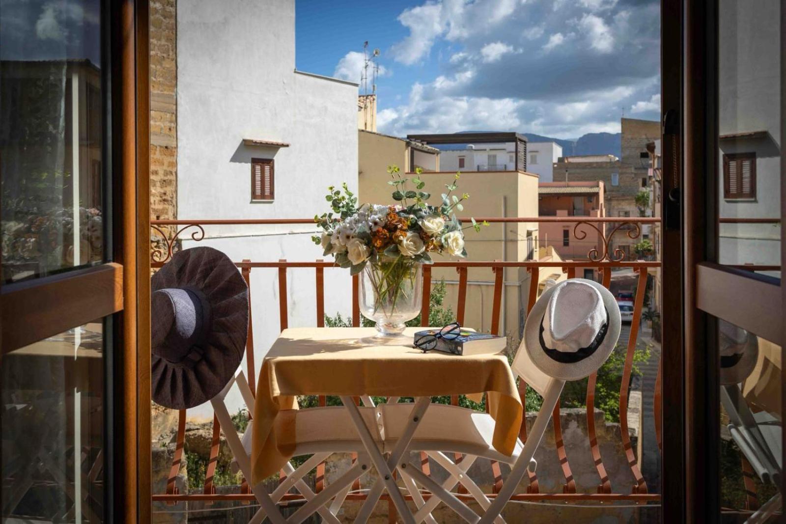Sunshine Apartments Trappeto  Exterior foto